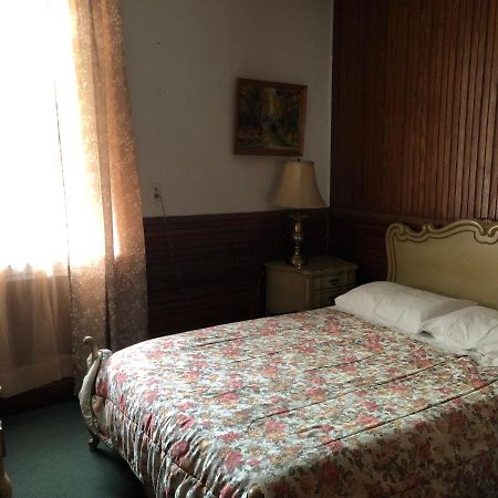 Rota Lodge Aka Latvian American Disable Veterans Center Rota Elka Park المظهر الخارجي الصورة