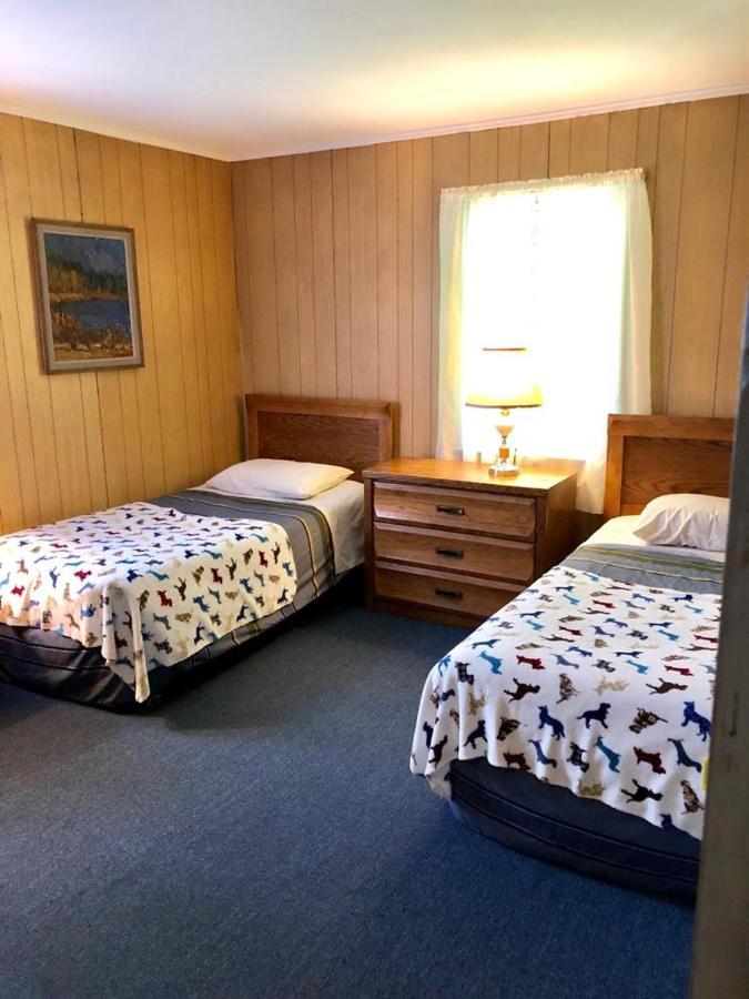 Rota Lodge Aka Latvian American Disable Veterans Center Rota Elka Park المظهر الخارجي الصورة
