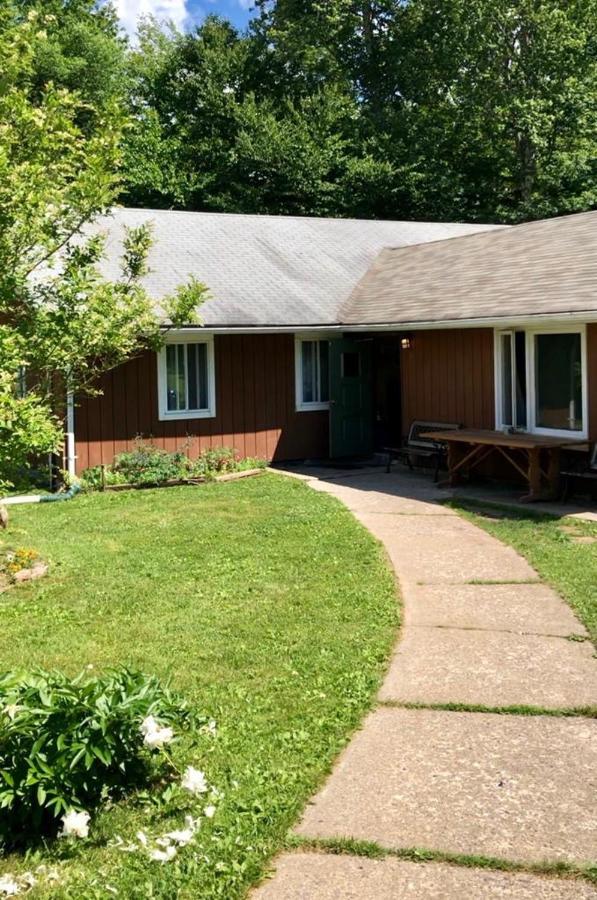 Rota Lodge Aka Latvian American Disable Veterans Center Rota Elka Park المظهر الخارجي الصورة