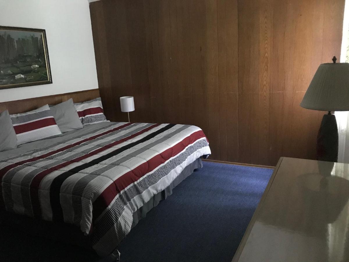Rota Lodge Aka Latvian American Disable Veterans Center Rota Elka Park المظهر الخارجي الصورة